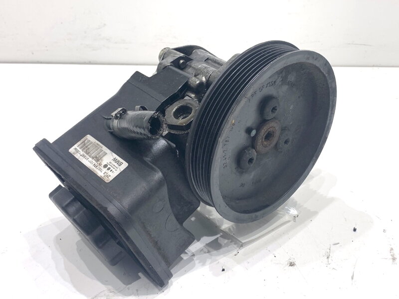 Servočerpadlo BMW 5 Touring (E61) 2004 - 2010 7693974