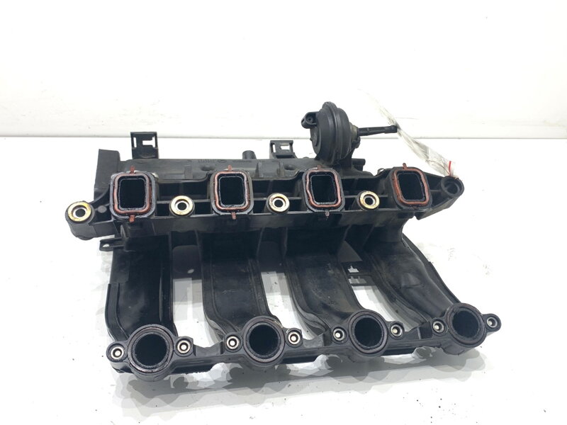 Sací potrubí BMW 5 Touring (E61) 2004 - 2010 7787318