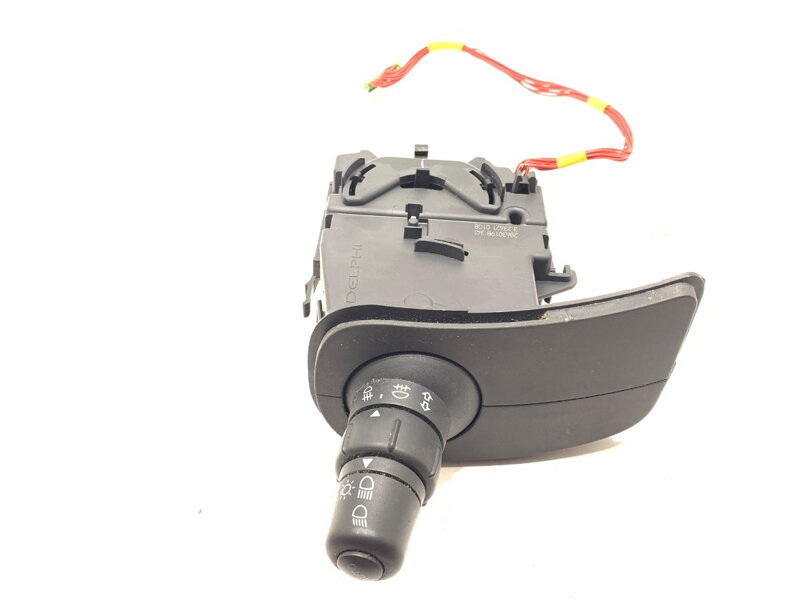 Přepínač směrovek Renault Kangoo / Grand Kangoo II (KW0/1_) 2008 - 2022 28630198