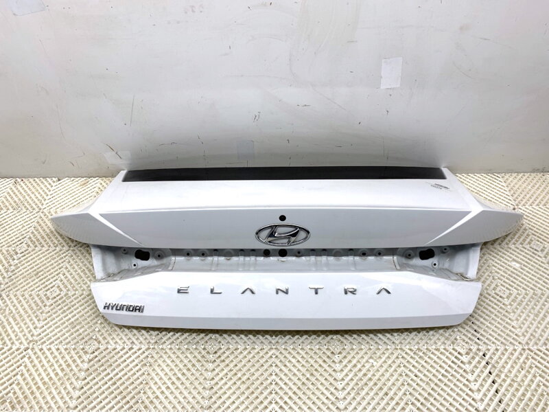 Víko kufru zadní SAW Hyundai Elantra VII Sedan (CN7) 2020 - 2022