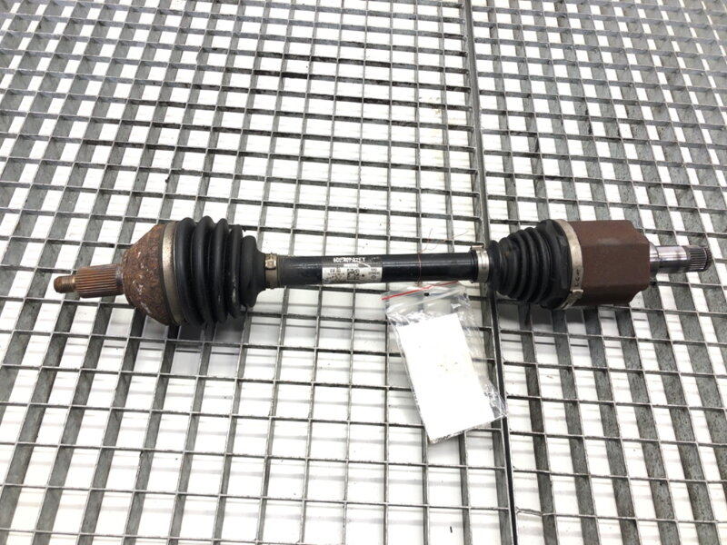 Poloosa levá přední Skoda Rapid (NH3, NK3, NK6) 2012 - 2022 6C0407271T