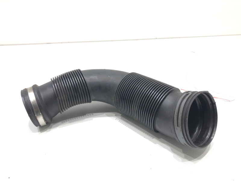 Vzduchové potrubí VW Touran (5T1) 2015 - 2022 5QA129654