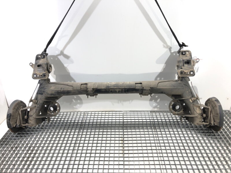 Výztuha zadní Hyundai Elantra VII Sedan (CN7) 2020 - 2022