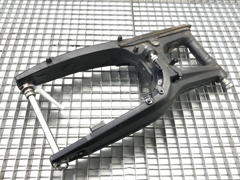 Rameno zadní Honda CB650RA