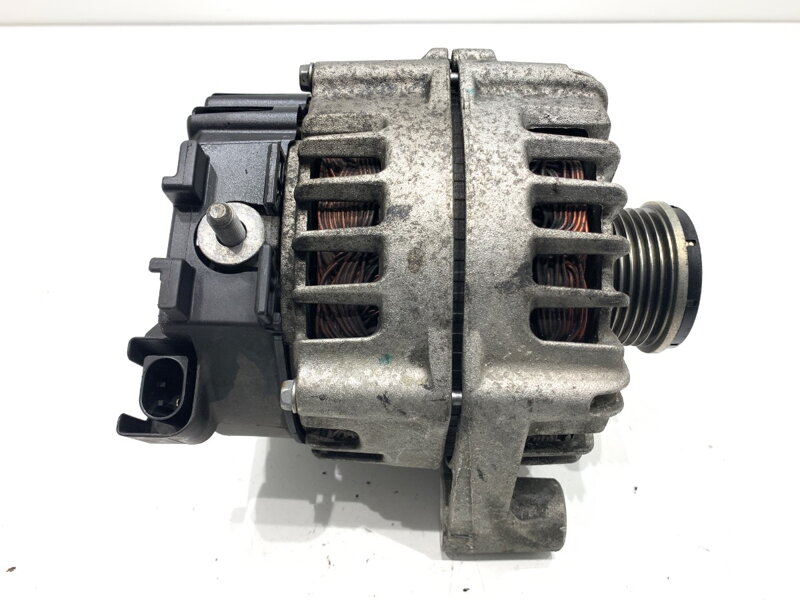 Alternátor BMW 5 Gran Turismo (F07) 2009 - 2017 8507625