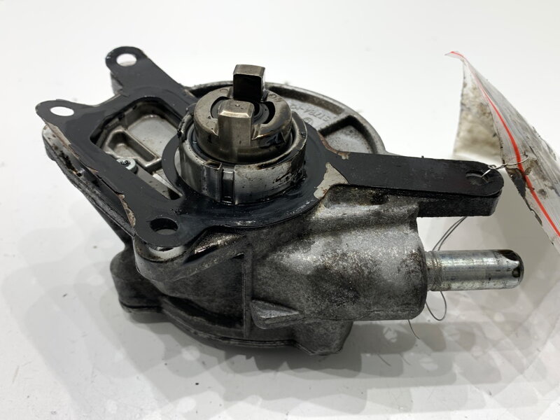 Čerpadlo podtlak Mercedes-benz GLE (W166) 2015 - 2018 A6422300765