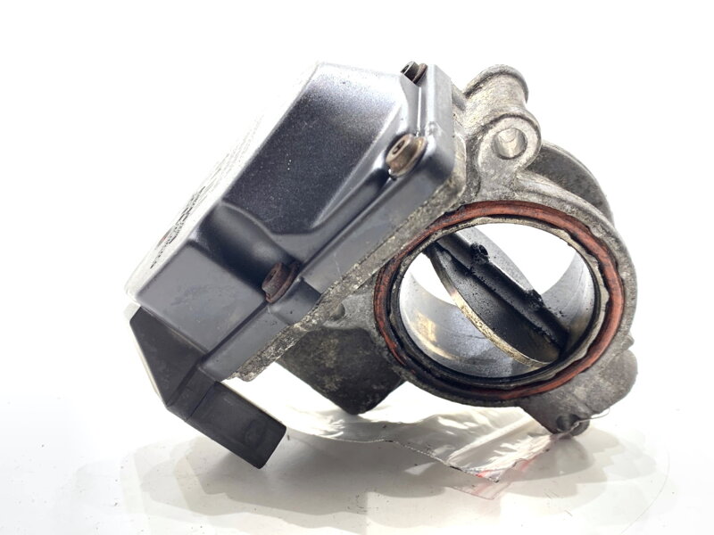 Škrticí klapka Audi A8 D4 (4H2, 4H8, 4HC, 4HL) 2009 - 2018 057128063E