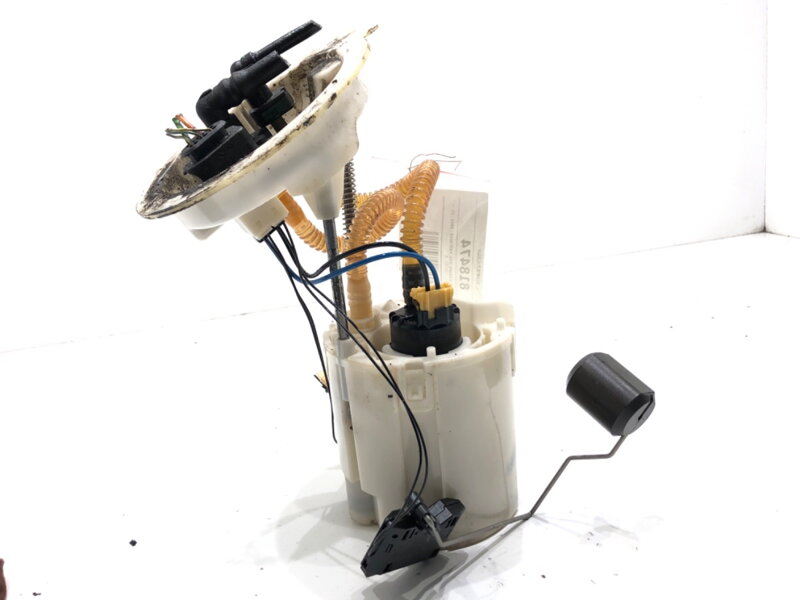 Palivové čerpadlo BMW 4 Coupe (F32, F82) 2013 - 2022 7243972