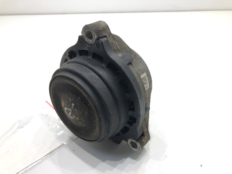 Polštář motoru pravý BMW 4 Coupe (F32, F82) 2013 - 2022 6856406