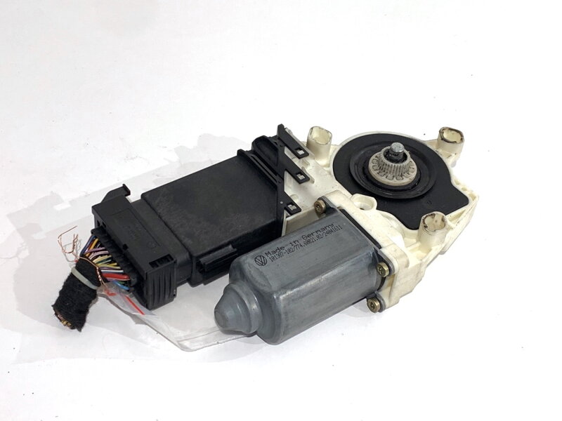 Motorek stahovačky okna levý přední Seat Leon (1M1) 1999 - 2006