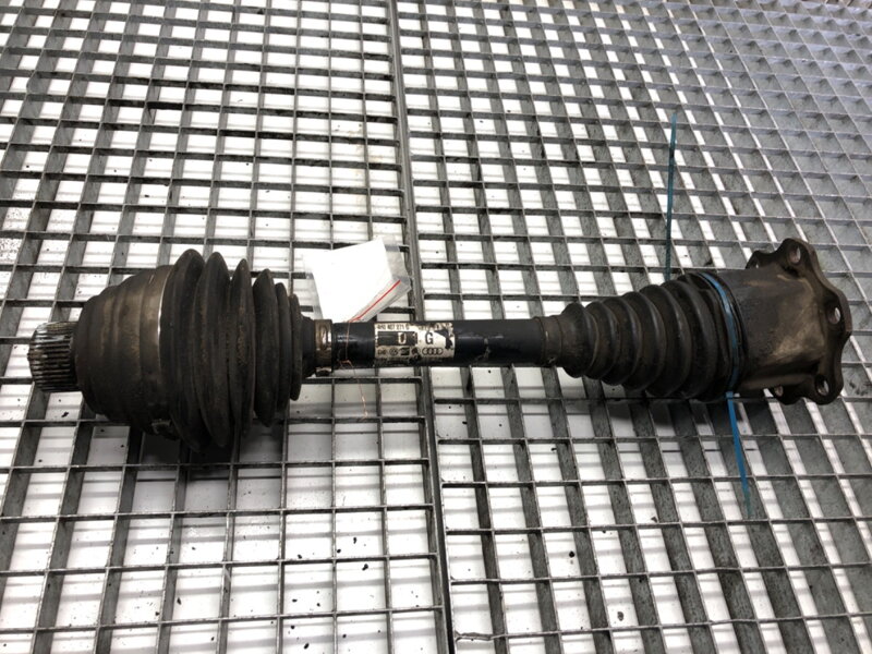 Poloosa pravá přední Audi A8 D4 (4H2, 4H8, 4HC, 4HL) 2009 - 2018 4H0407271G