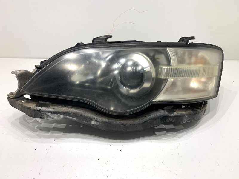 Světlo levé přední Subaru Legacy IV (BL) 2003 - 2015