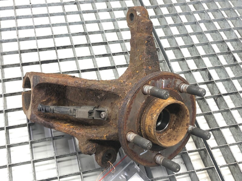 Otoč levá přední Volvo V50 (545) 2003 - 2012