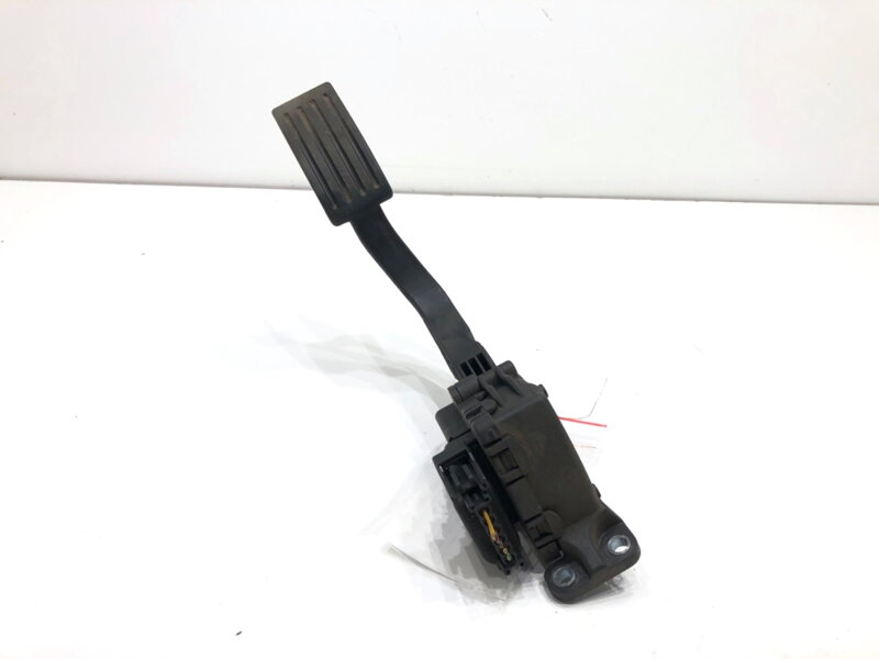 Plynový pedál Volvo V50 (545) 2003 - 2012 4M51-9F836-AH