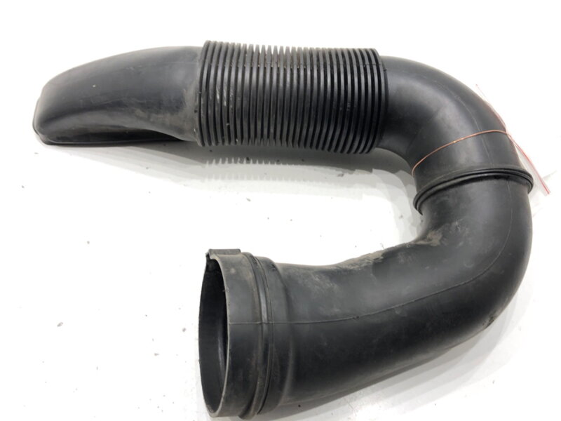 Vzduchové potrubí VW Touran (1T1, 1T2) 2003 - 2010 1K0129618M