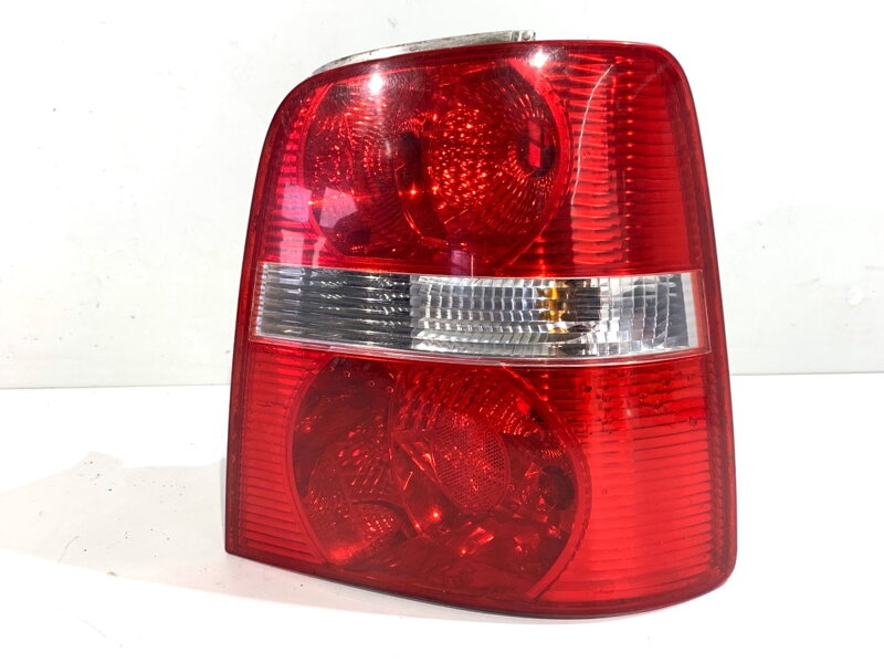 Světlo pravé zadní VW Touran (1T1, 1T2) 2003 - 2010 1T0945096G