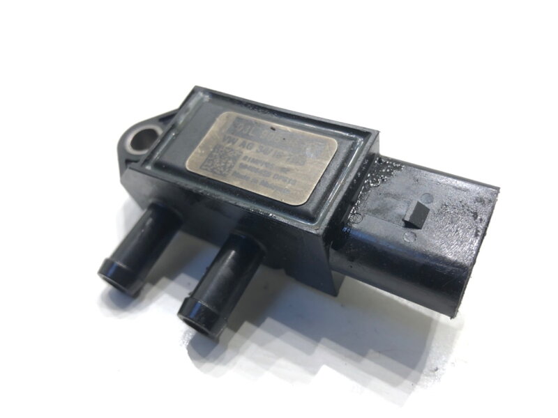 Čidlo tlaku spalin DPF VW Passat B8 Variant (3G5, CB5) 2014 - 2022 03L906051B