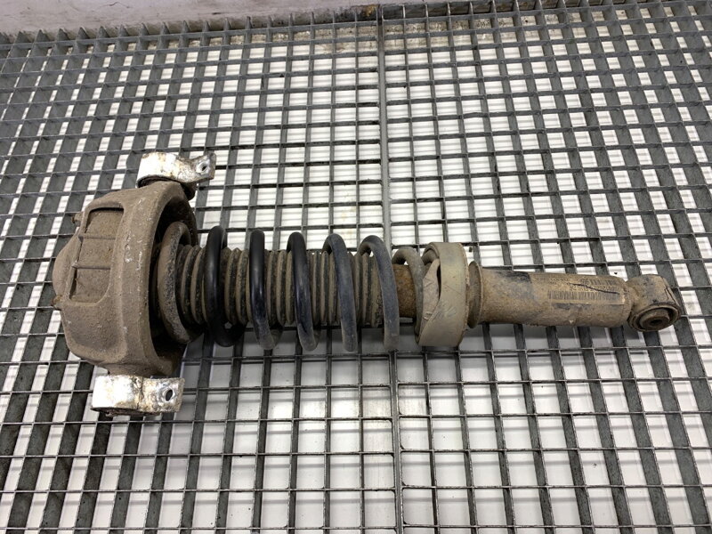 Tlumič pravý zadní S pružinou VW Touareg (7LA, 7L6, 7L7) 2002 - 2013 7L6513029E