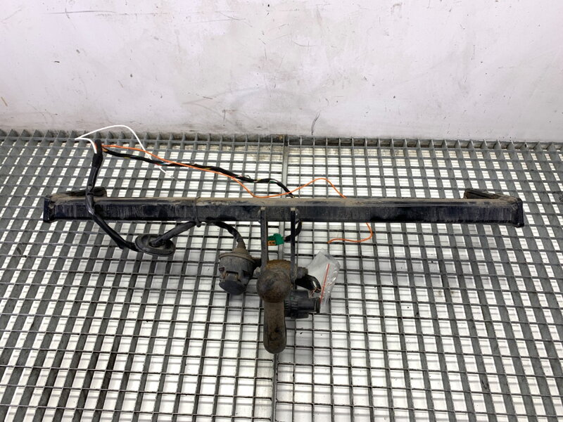 HÁK tažné Volvo V60 I (155, 157) 2010 - 2018 31439130