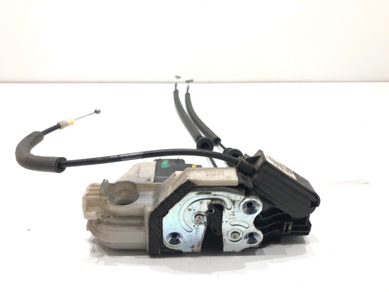 Zámek dveří pravý přední Hyundai Santa FÉ III (DM, DMA) 2012 - 2022 81320-2W010