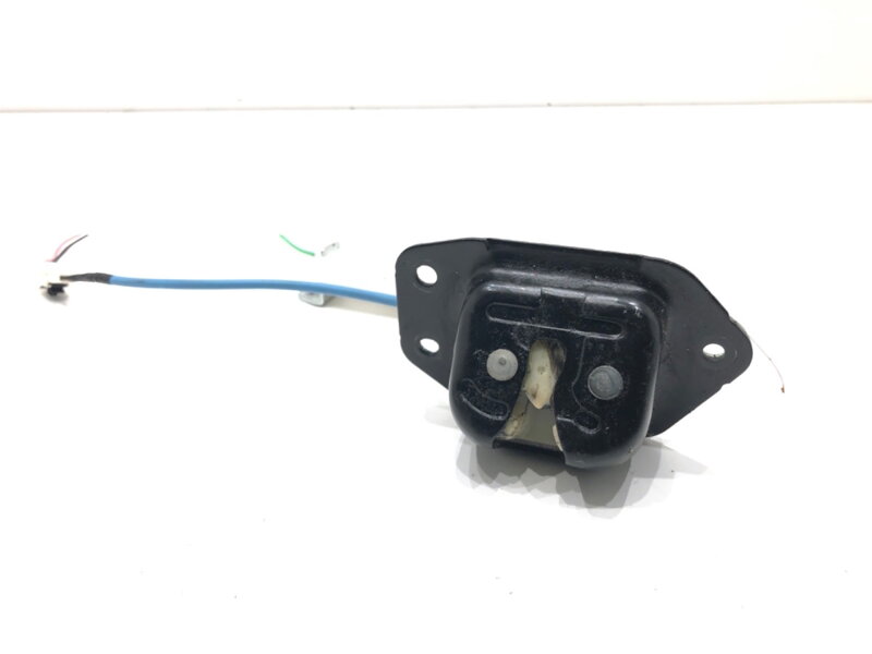 Zámek víka kufru zadní Nissan Micra IV (K13K) 2010 - 2022