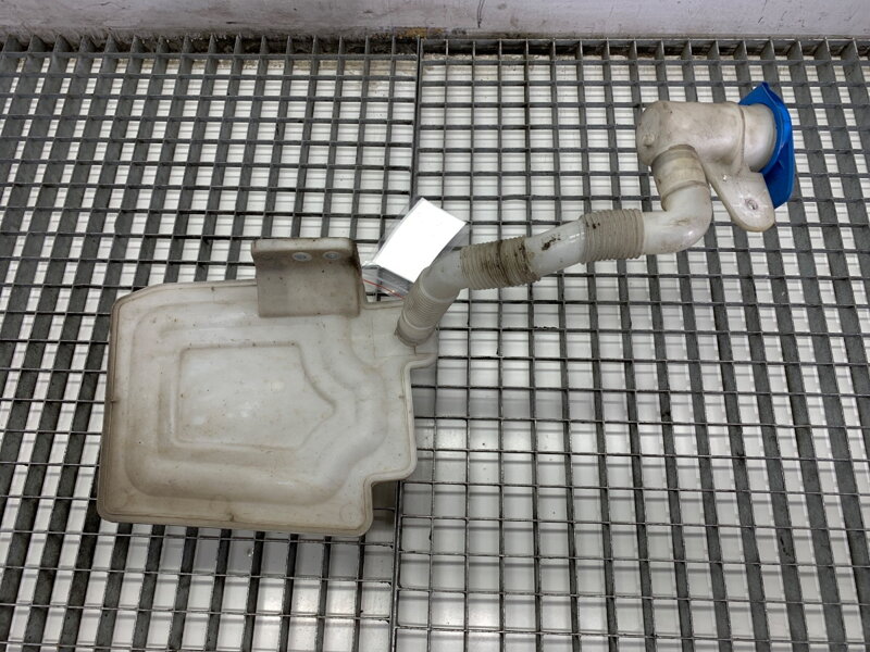 Nádobka ostřikovačů VW Golf VI (5K1) 2008 - 2014 1K0955453Q