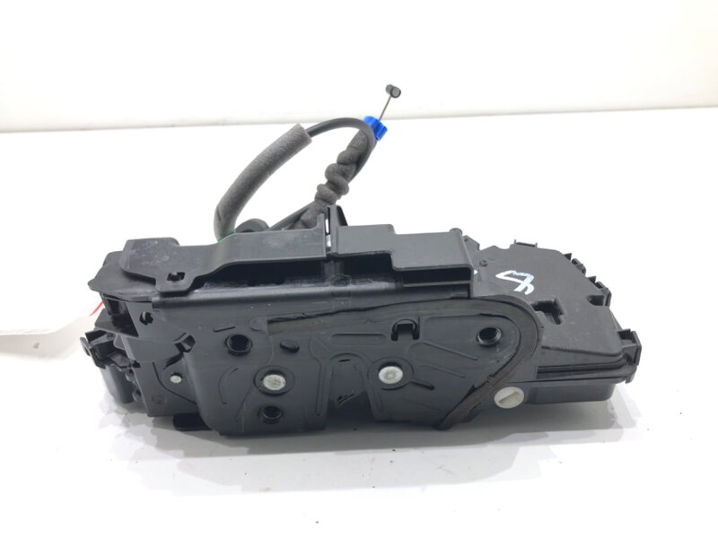 Zámek dveří levý zadní Audi Q3 Sportback (F3N) 2019 - 2022 5TA839015N