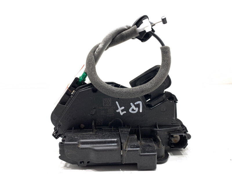 Zámek dveří levý přední Audi Q3 Sportback (F3N) 2019 - 2022 5TB837015B