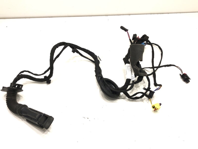 Kabeláž dveře přední pravá Audi Q3 Sportback (F3N) 2019 - 2022 83A971030QA