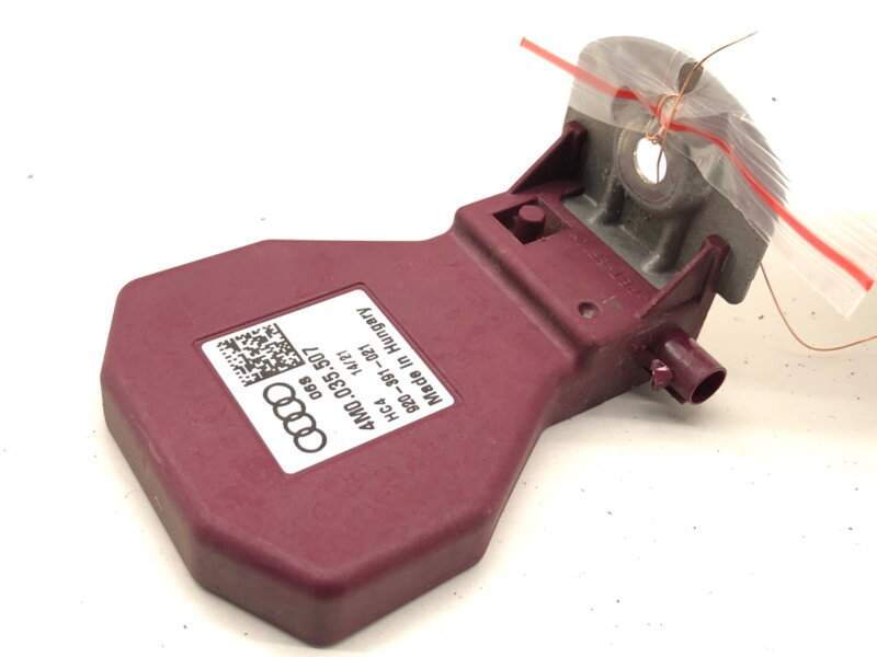 Zesilovač anténní Audi Q3 Sportback (F3N) 2019 - 2022 4M0035507