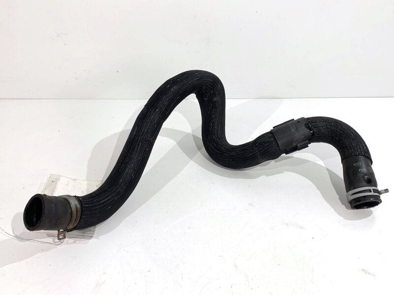 Potrubí vody Renault Megane IV Liftback (B9A/M/N_) 2015 - 2022 924004058R