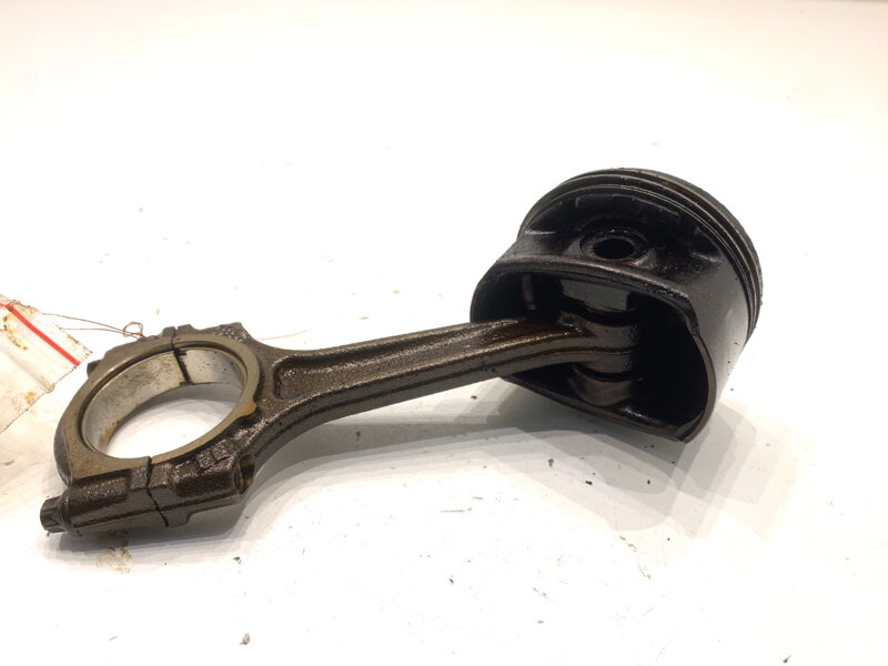 Píst S ojnicí Opel Corsa D (S07) 2006 - 2014 A14XER