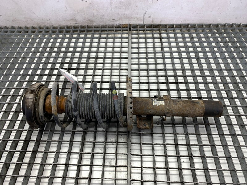 Tlumič pravý přední S pružinou Skoda Roomster (5J7) 2006 - 2015 6Q0413031B