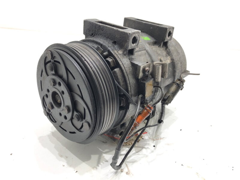 Kompresor klimatizace Volvo V70 II (285) 1999 - 2008 506011-8203