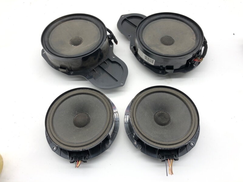 Reproduktory sada VW Passat B7 (362) 2010 - 2015 3C8035453