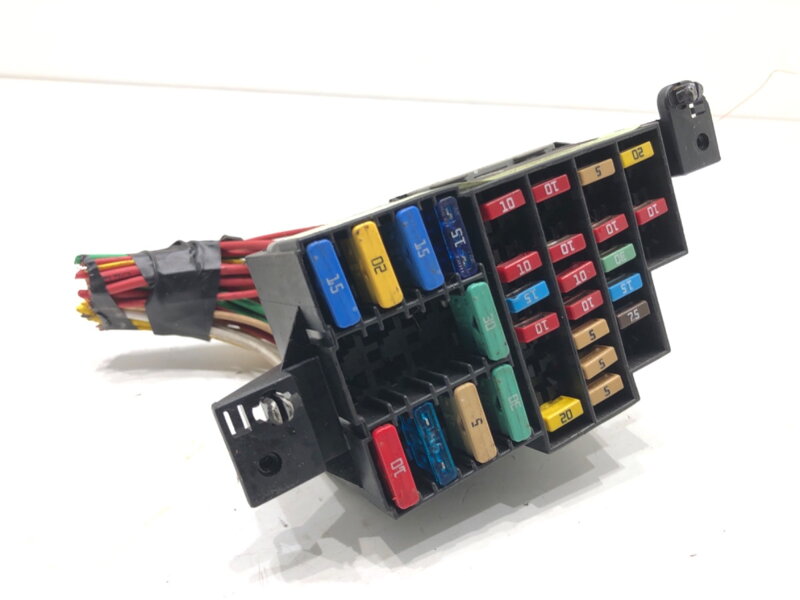 Pojistková skříňka Dacia Duster (HS_) 2010 - 2018 240180310R