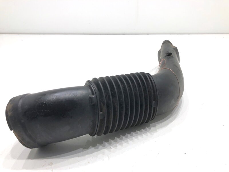 Vzduchové potrubí Dacia Duster (HS_) 2010 - 2018 8200516253