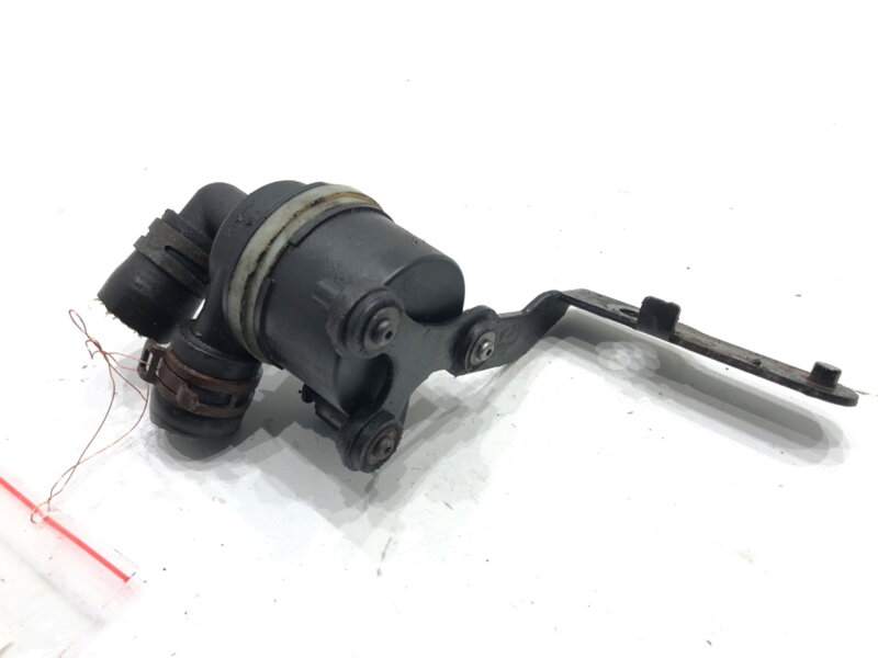 Přídavná vodní pumpa VW Passat B7 (362) 2010 - 2015 5N0965561A