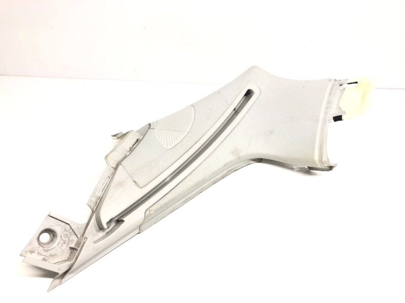 Kryt sloupku pravý Audi A4 B8 Avant (8K5) 2007 - 2015