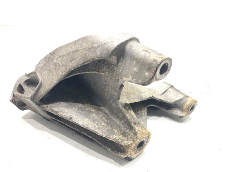 Držák motoru Audi A4 B8 Avant (8K5) 2007 - 2015 8K0199307AL