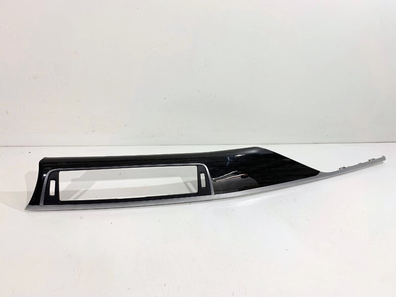 Lišta dekor palubní desky / kokpitu BMW 3 (F30, F80) 2011 - 2018 9357927