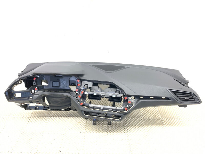 Palubní deska / kokpit S polštářem spolujezdce BMW 2 Gran Coupe (F44) 2019 - 2022