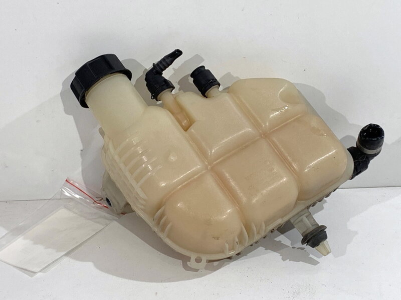 Vyrovnávací nádobka chladicí kapaliny BMW 2 Gran Coupe (F44) 2019 - 2022 8687503