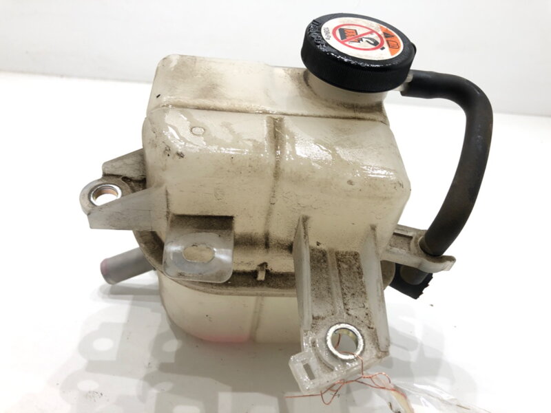 Vyrovnávací nádobka chladicí kapaliny Toyota RAV 4 IV (_A4_) 2012 - 2022