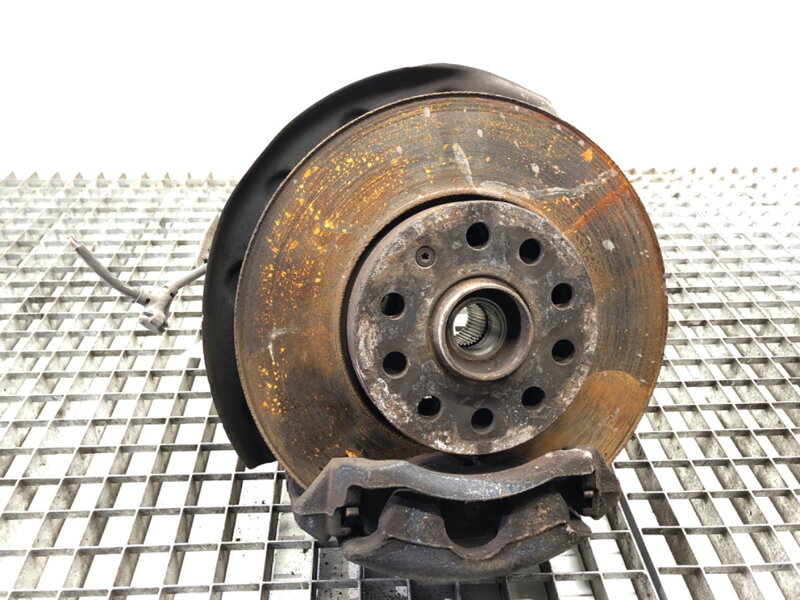 Otoč pravá přední VW Golf VII Variant (BA5, BV5) 2013 - 2022