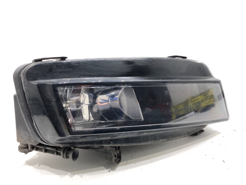 Halogen / mlhovka pravá přední VW Golf VII Variant (BA5, BV5) 2013 - 2022