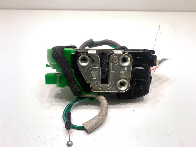 Zámek dveří levý přední Hyundai I40 I (VF) 2012 - 2022 81310-3Z000