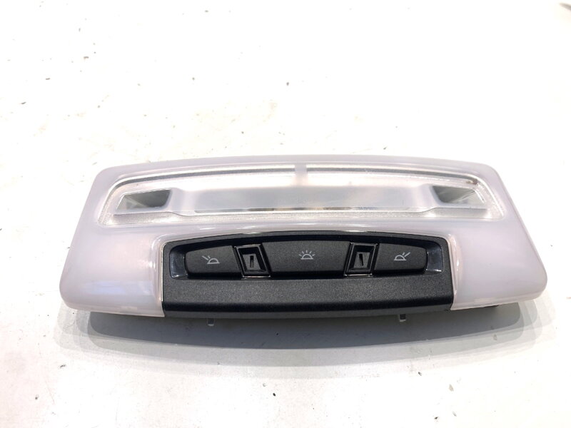 Stropní světlo BMW X6 (F16, F86) 2014 - 2019 179349