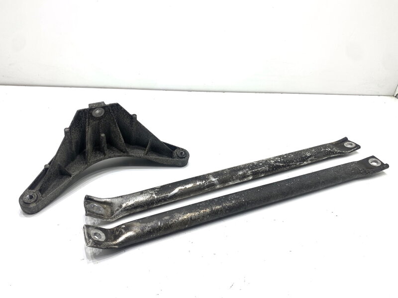 Výztuha horní BMW X6 (F16, F86) 2014 - 2019 7328324