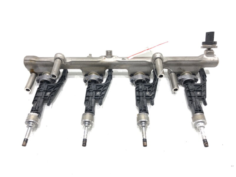 Vstřikovací rampa S wtryskami BMW 2 Gran Coupe (F44) 2019 - 2022 8631820 0261500437